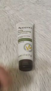 Aveeno Daily Moisturizing Lotion For Dry Skin with Soothing Oats and Rich Emollients Fragrance Free 71g