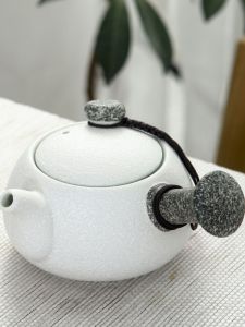 Pengchen Snowflake Ceramic Tea Pot Handheld Tea Brewing Device Side Handle Chinese Style New Home Use Tea Brewing Equipment