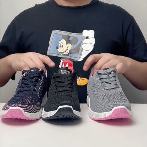 Women Shoes Lightweight Sports Running Shoes Ladies Fashion Breathable Mesh Shoes Flying Knit Sneakers