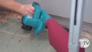 (24h Delivery & COD) ของแท้ Makita DUB185 เครื่องเป่าลมไฟฟ้าแบบไร้สาย 18V 6.0AH Brushless ไดร์เป่าผม  ทำความสะอาดสวนกลางแจ้งผลัดใบทำความสะอาดพื้น DUB185Z