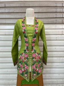 Atasan Kebaya Encim Model Kutu Baru Lengan Panjang