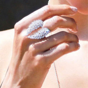 Huitan Aesthetic Angel Wing Opening Rings with Full Cubic Zirconia Womens Fashion Accessories Fancy Jewelry Drop Shipping