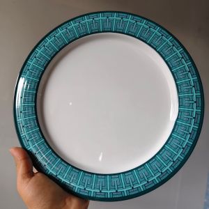 Tupperware Bronze Brilliance Melamine Dinner Plates 26cm