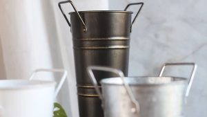 TookDee แจกันโลหะทรงสูงแนวเรโทร ตกแต่งวินเทจ ถังเก็บช่อดอกไม้ หรือใช้อเนกประสงค์ขาตั้งร่ม Barrel Canes (T59-C)