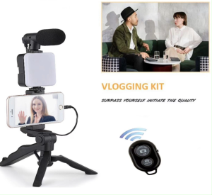 อุปกรณ์ถ่ายวิดีโอ AY-49 พร้อมไฟแฟลชและไมค์ตัดเสียงลม สำหรับทำ Youtube เซ็ตถ่าย Vlog ขาตั้ง ที่จับสมาร์ทโฟน ไฟ LED ครบชุด  (สินค้ามี3รุ่นให้เลือก)