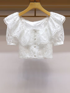 เสื้อเชิ้ตคอเหลี่ยมแขนสั้นปักลายสไตล์ฝรั่งเศสสำหรับผู้หญิง เสื้อเชิ้ตผ้าโพลีเอสเตอร์ทรงหลวมพิมพ์ลายดอกไม้ฤดูร้อน 2024