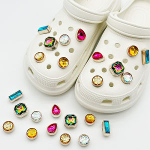 12Pcs/Set Detachable Shoes Charms Colored Crystal Diamond Shoe Flower Shoe Buckle Decoration for Hole Rubber Clogs