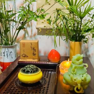 Lư Sứ Xông Nhang Trầm Hương Tặng 3 Nụ Trầm Hương Trải Nghiệm