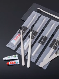 แปรงสีฟันพร้อมยาสีฟัน 100ชุด เกรดโรงแรม รีสอร์ท แปรงสีฟันแบบใช้แล้วทิ้ง พร้อมส่งจากไทย