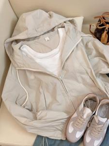 Korean Style Hooded Casual Sports Short Length Sun Protection Clothing Womens Fashionable Thin Summer Outerwear Coat