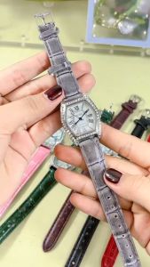 Jam Tangan ALBA Quartz Elegan dengan Tali Kulit Berwarna dan Hiasan Kristal Desain Romalium Terbaru