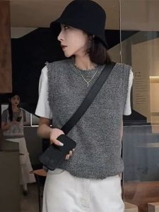 Spring Autumn Loose Womens Wool Knitted Vest Sleeveless Grey Tassel Knitwear Fashionable Shoulder Pad round Neck Short Style