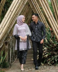 batik couple pasangan terbaru - batik wanita modern – kemeja batik pria dewasa – kebaya wisuda bahan brukat kapel – baju couple kondangan Luna Couple Seriess 2