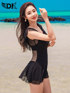 Womens One-Piece Swimsuit 2025 New Style Conservative Belly Covering Slimming Hot Spring Spa Special Quick Dry Beach Casual Swimwear