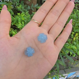 Q1672 Cỏ 4 lá Aquamarine sẵn lỗ 2li+ xâu vòng cáp mix vòng hạt cho Thuỷ và Mộc - Phong Thuỷ TUDO P