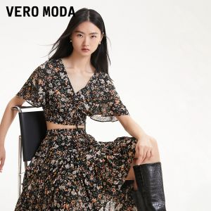Vero Moda | Áo Ngắn In Họa Tiết Cổ V Có Dây Rút