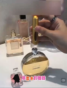 Portable Refillable Mini Empty Perfume Atomizer Spray Bottles Multicolour Plastic 6ml Reusable Travel