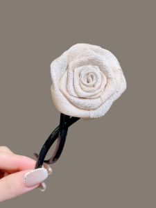 กิ๊บติดผมรูปดอกกุหลาบแห้งสไตล์จีนใหม่ กิ๊บติดผมแบบหนีบหางม้า กิ๊บติดผมแบบหนีบข้างเดียวสำหรับผู้หญิง ชุดเครื่องประดับผมแฟชั่น