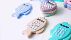 Bestella💗COD Kalkulator mini kalkulator yang cantik dengan kalkulator kecil kalkulator 8 digit kunci ikan kecil