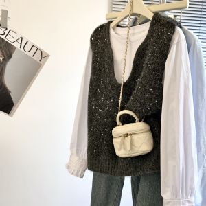 Womens V-Neck Knitted Vest Heavy Embellishment Tagless 2025 New Style Base Layer Top Two-Piece Set Fashionable Warmth