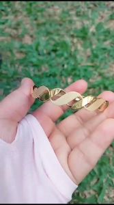 Gelang Bahan Titanium & Desain Unik: Gelang Wanita Bangle Sisik Naga Terlaris