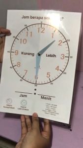 Mainan Montessori Mengenal Waktu Busy Page Worksheet Mainan Edukasi