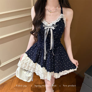 Đầm Ngắn Hoa Xẻ Vai