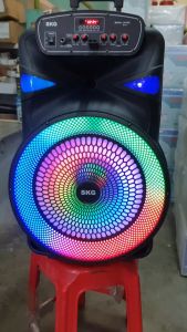 15 นิ้ว ลำโพงล้อลาก เบสหนักๆ ลำโพงบลูทูธ ลำโพงเบส 6000 W ไมค์ลอยฟรี 2 ตัว ไฟวิบ รุ่น AV-352 BT