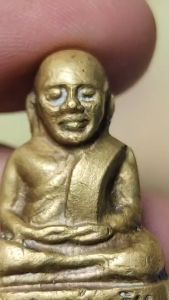 หลวงพ่อเงิน เนื้อทองเหลือง 2515 พิมพ์หน้าหนุ่มฐานสูง วัดเก่า จัดสร้างปี