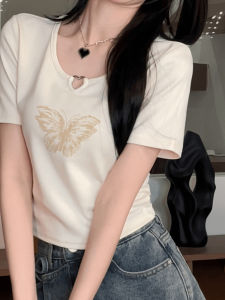 เสื้อยืดแขนสั้นผู้หญิง ทรงเข้ารูป ลายผีเสื้อ รูปหัวใจ แฟชั่นฤดูร้อน เสื้อผ้าทำงานสไตล์เกาหลี ทรงเข้ารูป ทรงเข้ารูป