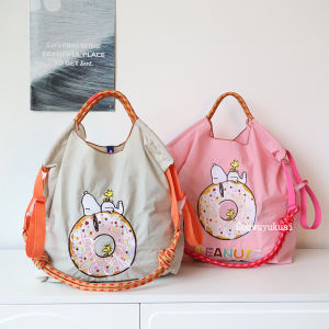 กระเป๋าสะพายข้างไนลอนผ้าแคนวาส Snoopy ปักเป็นมิตรกับสิ่งแวดล้อมกระเป๋าช้อปปิ้ง นุ่ม สไตล์ลำลอง กระเป๋าสะพายพับได้สําหรับเยาวชน