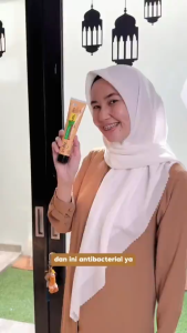 SASHA PASTA GIGI WHITENING HALAL DENGAN SIWAK LEMON & GARAM 150GR - ODOL GIGI SASHA