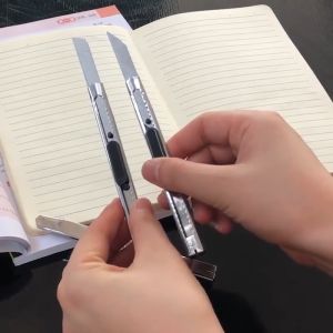 คัดเตอร์เล็ก มีดคัดเตอร์อเนกประสงค์ ใบมีด2ตัวเลือก 30/60องศา