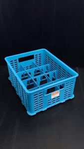 ที่คว่ำแก้ว ที่เก็บแก้ว ที่วางแก้ว แบ่งช่อง 12 ช่อง วางซ้อนได้ ทำจากพลาสติก อเนกประสงค์ ขนาด กว้าง 33 ลึก25 สูง13 เซน(ช่อง 7.5*7.5 เซน) ร้านคนไทย