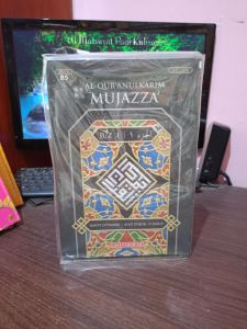 ALQURAN MUJAZZA PERJUZ B5