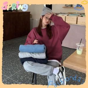 Tsion พร้อมส่งจากไทย เสื้อผ้าเเฟชั่น งานดีราคาถูก ดีไซน์เรียบง่าย เเต่งฟอนต์ภาษาอังกฤษ ต้องมีเเล้วน้า รุ่นนี้เเนะนําเลย กดสั่งในตระกร้าด่วนๆเลยก่อนสินค้าหมด