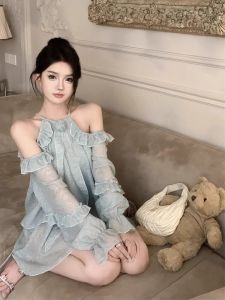 เสื้อเชิ้ตผ้าชีฟองคอวีแขนยาวสไตล์หวานสำหรับผู้หญิงในฤดูใบไม้ร่วงปี 2024 ดีไซน์คอวีเปิดไหล่ กระดุมแถวเดียว สีสันสดใส