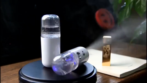 KMH Nano Mist Sprayer Convenient Atomization USB Rechargeable Humidifier Face Steamer Sterilization Fogging