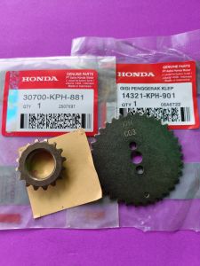 paket komplit 2aitem gigi sentrik kruk as + gigi sentrik penggerak klep Honda Supra x 125 karisma original