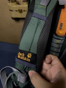 กระเป๋าผู้ชาย กระเป๋าเดินทาง เดินป่า Deuter Jack wolfskin กระเป๋าแบ็คแพ็คท่องเที่ยว เป้เดินป่า50ลิตร อุปกรณ์เดินป่า กระเป๋าเดินป่า กระเป๋าผู้หญิง