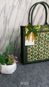 INDOPARCEL - Tas Hampers Songket Ramadhan Free Hangtag Goodie Bag Ramadhan Kain Songket Tas Hampers Lebaran Tas Bingkisan Gift Bag Tas Kado Tas Hampers Viral Model Terbaru Tas Jinjing Goodie Bag Hari Raya Idul Fitri