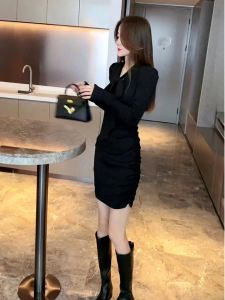 French Design Sensation Slim Fit V-neck Long Sleeve Dress Womens High Waist Bodycon Skirt Autumn New Style Versatile Dress