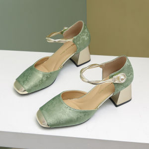 IELGY New Chinese Embroidered High Heel Womens 2024 Square Toe Block Heel Temperament Baotou Sandals