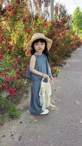 2 buah Set Setelan Jeans Denim Anak Perempuan Gaya Korea Setelan Anak Perempuan Sling Clothes Atasan Tanpa Lengan Pakaian Anak Usia 3-8 Tahun