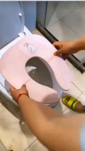 [SG Stock] Portable Potty Training Seat For Kids Toddler Potties Trainer urinal Cartoon bear good for Travel and On-the-go - Blue Color