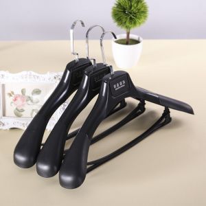 10 Clothes Hanger Wholesale Thickened Wide Shoulder Plastic Cloth Rack Men Suit Special Clothes Hanger Seamless Household Hangers