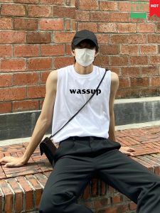 Wassup ฤดูร้อน อินเทรนด์ ผู้ชายสีทึบ เสื้อกล้าม สไตล์สปอร์ต แขนกุด นักเรียน ลำลอง หลวม เสื้อยืดคอกลมพอดี เสื้อกั๊ก