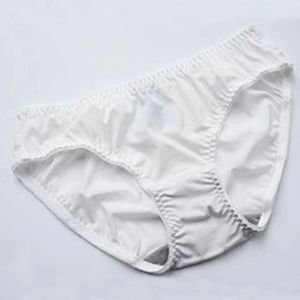 Comfortable Breathable Thin Triangle Pants Seamless Natural Feel Solid Color Popular Universal Butt Covering Elastic Yoga Shorts for Men And Women