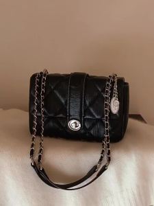 CHIO‘2ND | White Tea Inspiration Elegant Quilted Crossbody Bag