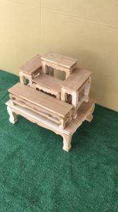 โต๊ะหมู่บูชาไม้สัก 5 หน้า 4 งานไม้สัก ยังไม่ได้ทำสี ขนาด กว้าง 34 ซม. ยาว 48 ซม. สูง 43 ซม.